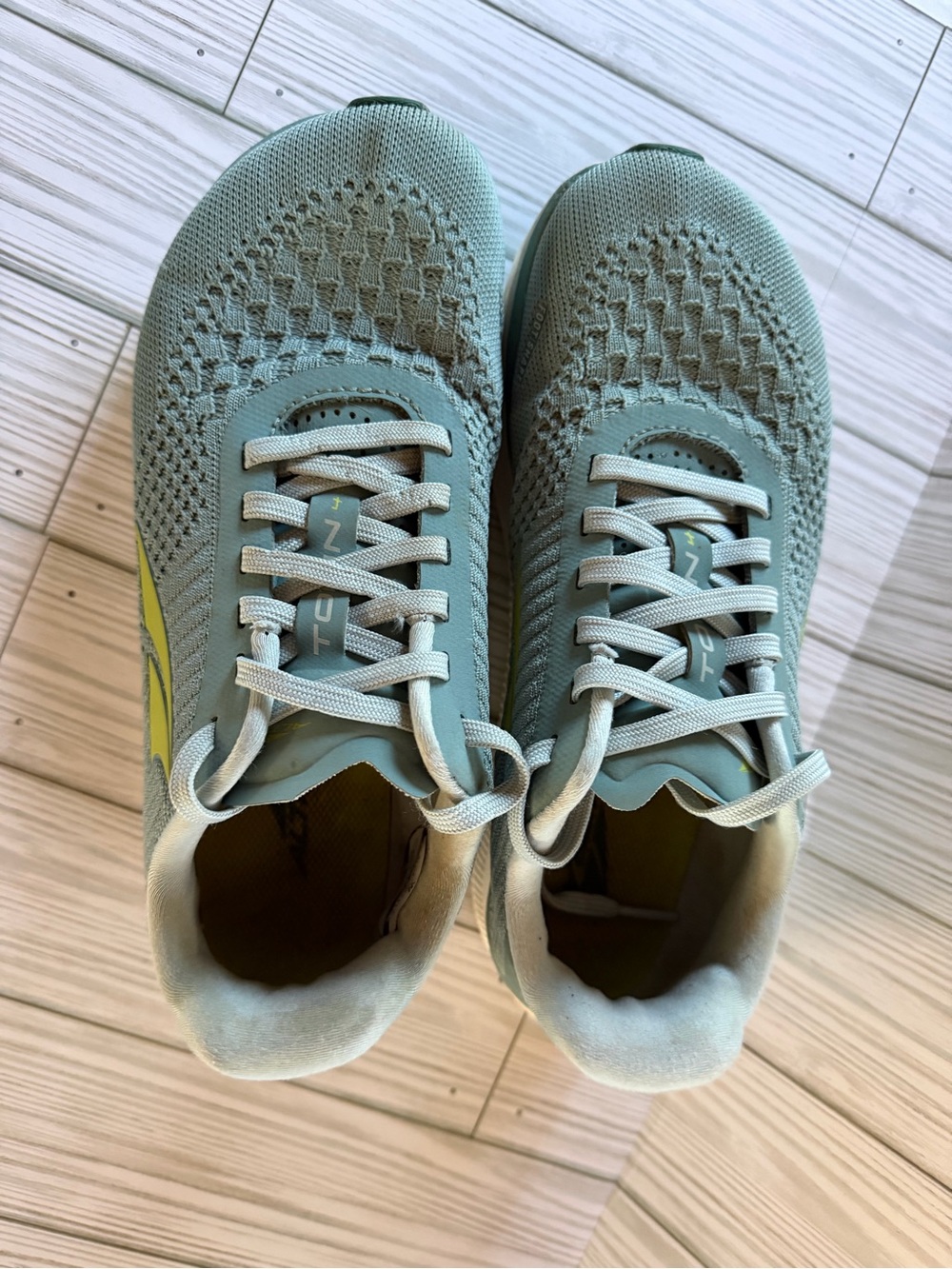 Altra Shoes Women’s Sz 7.5 Torin 4.5 Foot shape Knit Green Running Sneakers Walk - Picture 2 of 12